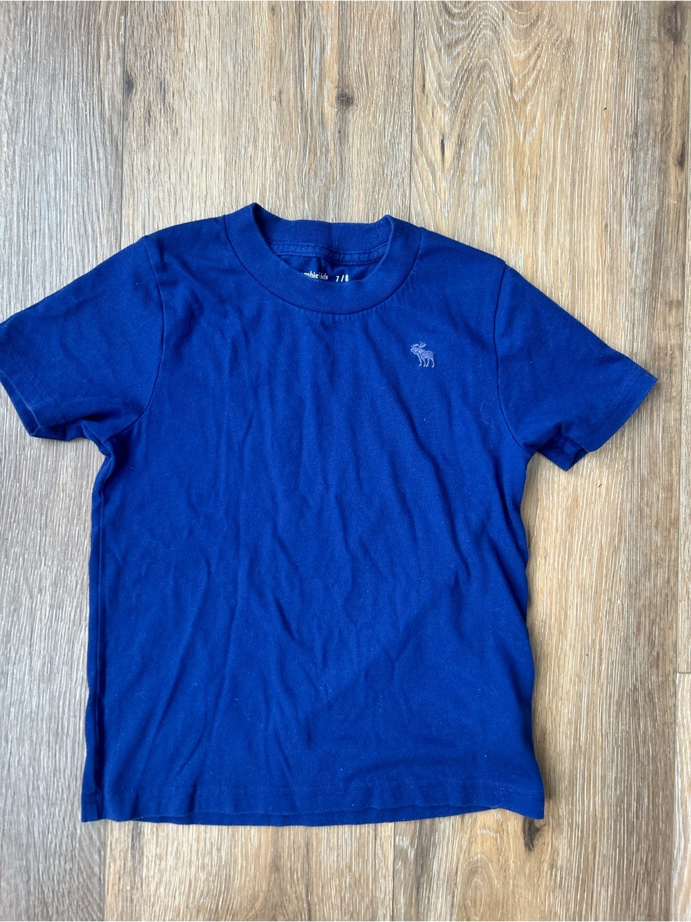 Abercrombie kids tee- size 7/8